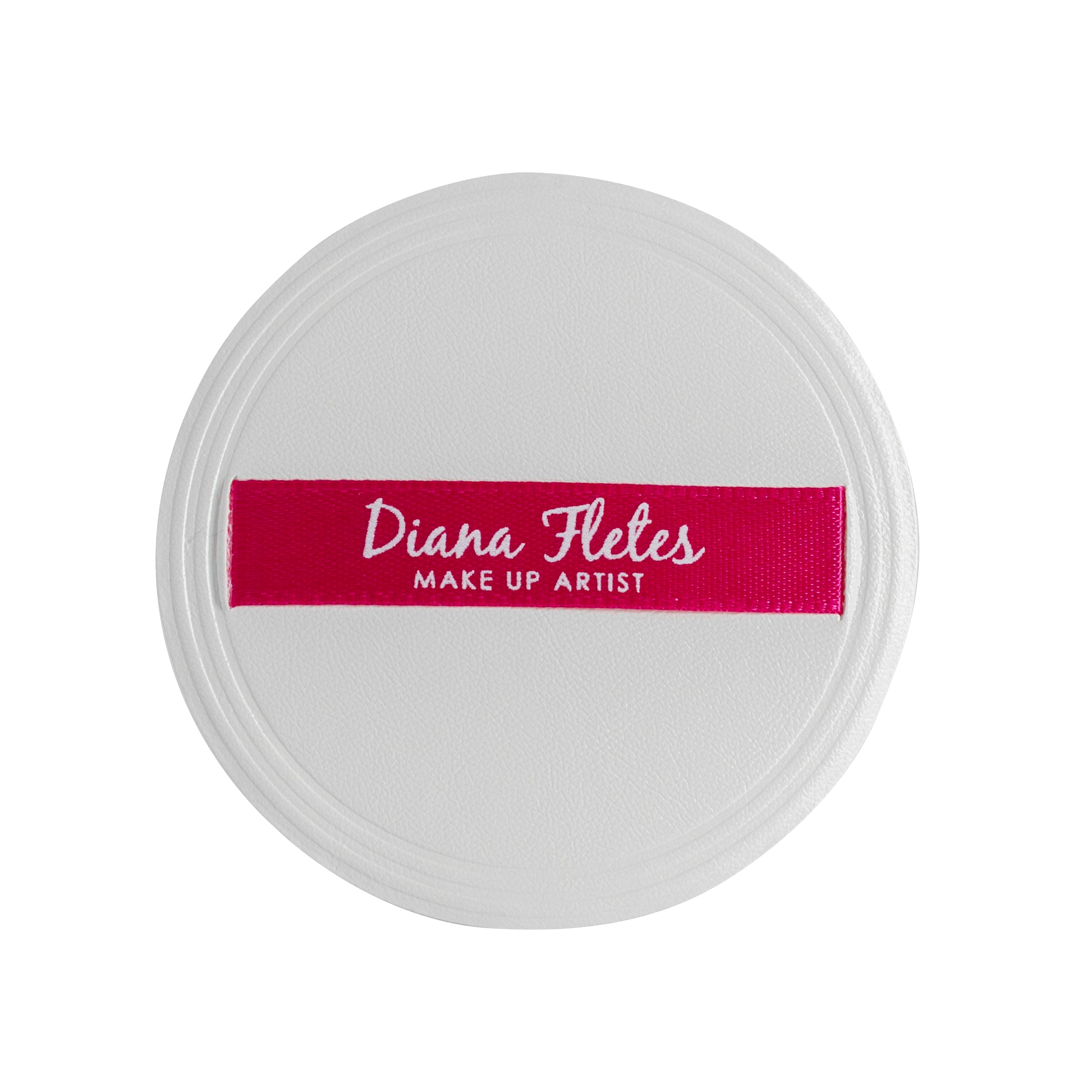 New Polvo Compacto Multi-Effect Diana Fletes